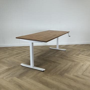 zit-sta slingerbureau 180x80 cm, Cognac - Wit, Huis en Inrichting, Bureaus, Gebruikt