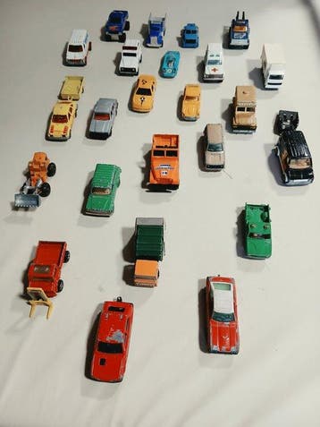 Majorette 1:64 - Modelauto (26) - Various models including, Nieuw