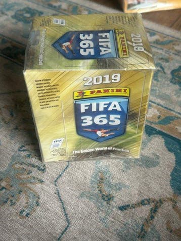 2019 Panini FIFA 365 Originele verpakking, Sealed box - 1, Collections