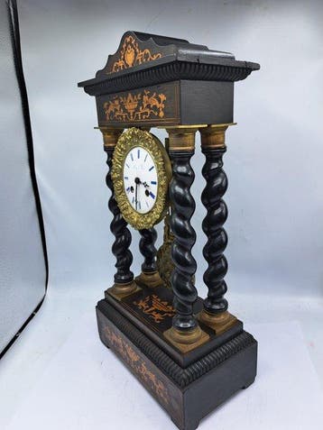 Pendule portique - Leroy a Paris Napoléon III Bois, Laiton,