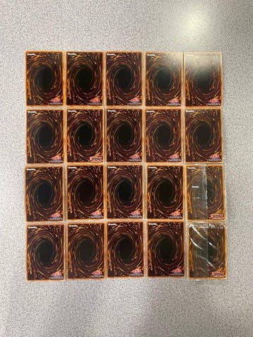 Konami - 20 Mixed collection - Yu-Gi-Oh!, Verzamelen, Overige Verzamelen, Nieuw