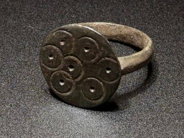 Oud-Romeins Brons Symbolische Ring, geïnspireerd op de