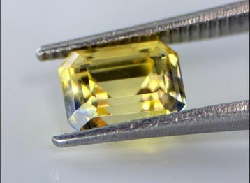 Jaune Saphir - 2.04 ct - GRS (Laboratoire Gem Research