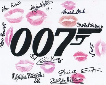 James Bond - Signed and Kissed by 10 Bond Girls!, Nieuw