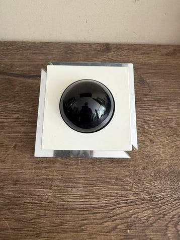 Bang & Olufsen - Dimmers d’éclairage à distance via
