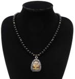 Obsidiaan - De Onkwetsbare Monnik Phra Pidta - Verjaging van