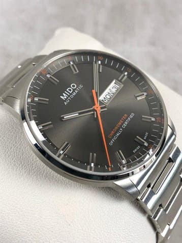 Mido - Commander Chronometer Day-Date Automatic -