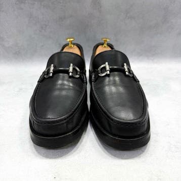 Salvatore Ferragamo - Loafers - Maat: EU 43