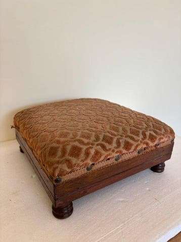 Kruk - Hout, Walnoot, Textiel - Knielbank van walnoot