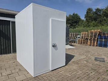 Koelcel 150 x 204 x 230 cm stekker klaar, Gebruikt, Koelen en Vriezen