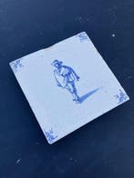 Tegel - Delfts blauwe tegel met een edelman in klederdracht