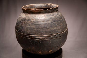 Imposant vase traditionnel en terre cuite - Kambia / Yuur -