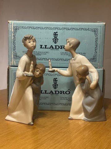 Lladró - Fulgencio Garcia - sculptuur, Boy & Girl - 21 cm -
