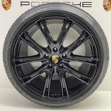 Porsche Panamera 971 21 Exclusive Design met winterbanden, Ophalen, Gebruikt, Banden en Velgen, Personenwagen