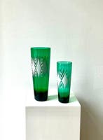 VEB Kunstglas Wasungen - Vaas - Glas - Twee glazen vazen uit, Antiek en Kunst