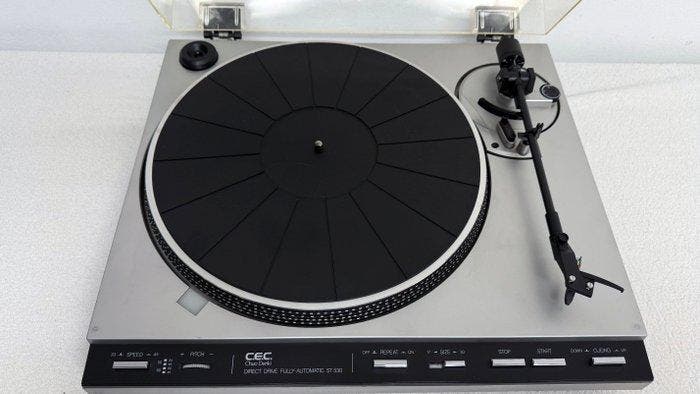 C.E.C. - Model ST 530 - Fully Automatic Direct Drive, Audio, Tv en Foto, Radio's