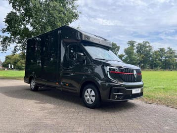 Renault Master MTM S3 EXCLUSIVE ! Nieuw model paardenwagen v, Ophalen, Nieuw