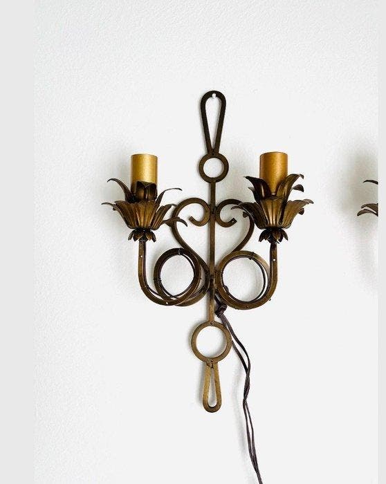 Wandkandelaar (2) - Messing - Een paar Italiaanse wandlampen, Antiquités & Art, Art | Objets design