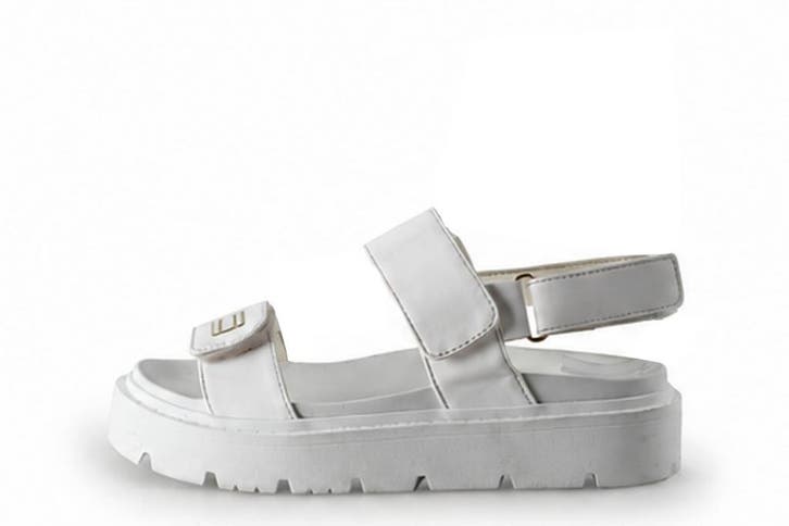 Tommy Hilfiger Sandalen Meisjes in maat 35 Wit, Enfants & Bébés, Vêtements enfant | Chaussures & Chaussettes, Envoi