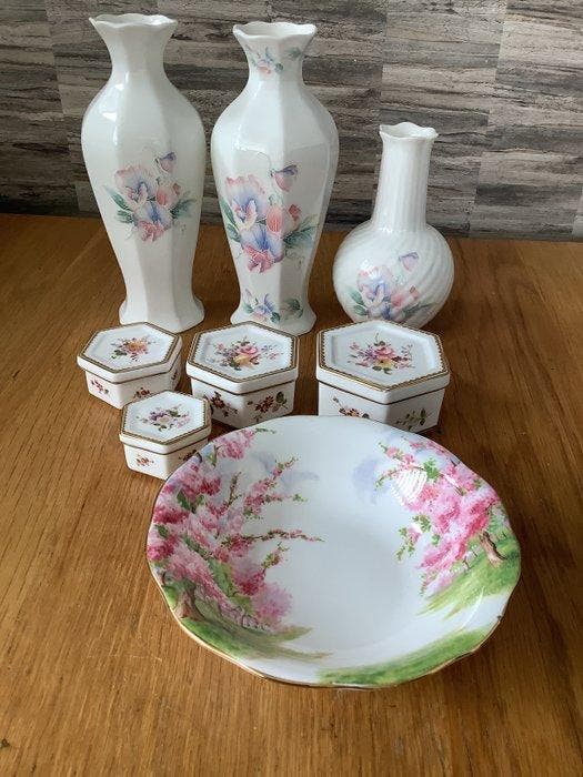 Themacollectie - Decoratieve set van botporselein - Royal, Antiek en Kunst, Antiek | Speelgoed