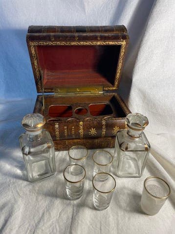 Service à liqueur - Splendide et Rare Cave à liqueur Faux, Antiquités & Art