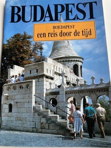 Boedapest een reis door de tijd 9789631340372, Boeken, Verzenden, Zo goed als nieuw