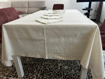 tovaglia puro lino con orlo a giorno e tovaglioli - Nappe -