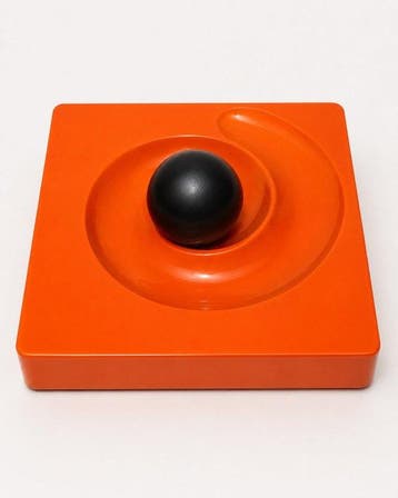 Artemide - Eleonore Peduzzi Riva - Asbak - Spiros - melamine
