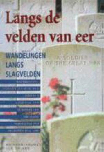 Langs de velden van eer 9789076077048 L. de Vos, Verzenden, Zo goed als nieuw, L. de Vos