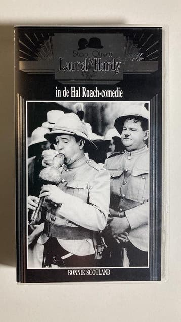 LAUREL & HARDY IN DE HAL ROACH-COMEDIE: BONNIE SCOTLAND (IN, Gebruikt