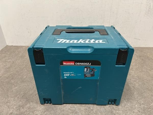 Veiling - Makita accu bradsmachine 18V body DBN600ZJ, Doe-het-zelf en Bouw, Gereedschap | Overige machines