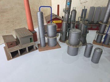 Vollmer, Faller, Kibri H0 - Bâtiments pour trains miniatures
