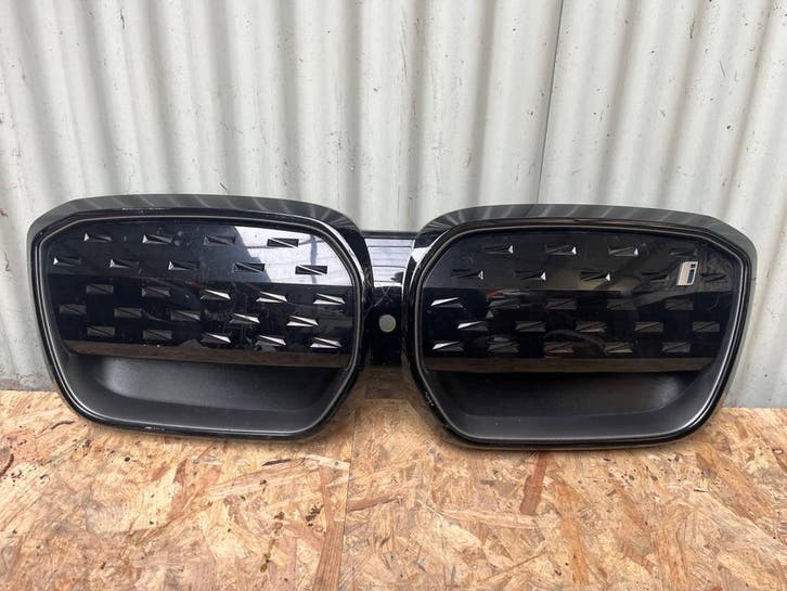 Calandre BMW iX3 G08 2020-2024 BLACK GREY CAMERA 9881798, Autos : Pièces & Accessoires, Carrosserie & Tôlerie, BMW, Utilisé, Avant
