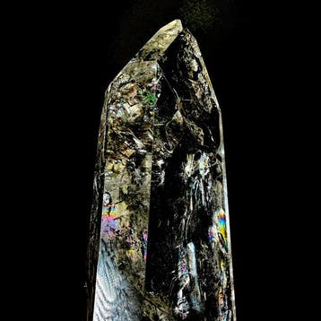 Obelisk en Natuurkwarts – Uitzonderlijke Transparantie en