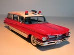NEO 1:43 - Modelauto - 1960 Buick Flexible Premier Ambulance