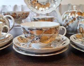 Lomonosov Imperial Porcelain Factory - Service à thé (18) -