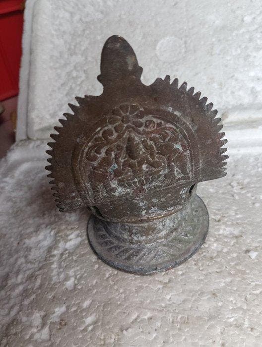 Indische traditionele bronzen Lakshmi-olielamp - Koper -, Antiek en Kunst, Kunst | Niet-Westerse kunst