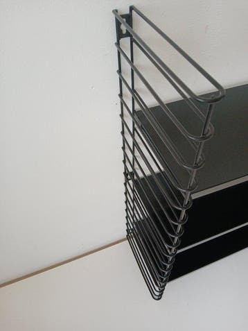 Tomado - Adriaan Dekker - Étagère murale - Acier - design