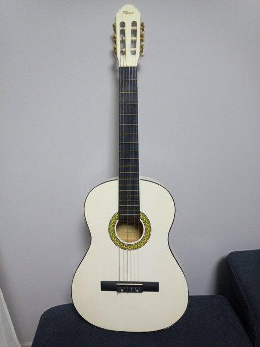 Flame - - Klassieke gitaar - China (Zonder minimumprijs), Muziek en Instrumenten, Snaarinstrumenten | Gitaren | Akoestisch