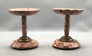 Decoratief ornament (2) - Frankrijk - Een paar bekers