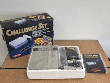 Nintendo - Nes - Limited Edition - Challenge Set Mario Bros, Games en Spelcomputers, Nieuw