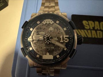 Nubeo - Space Invaders Limited Edition - Zonder minimumprijs