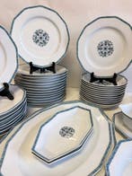 Lanternier & Fils, Limoges - Service de table pour le dîner