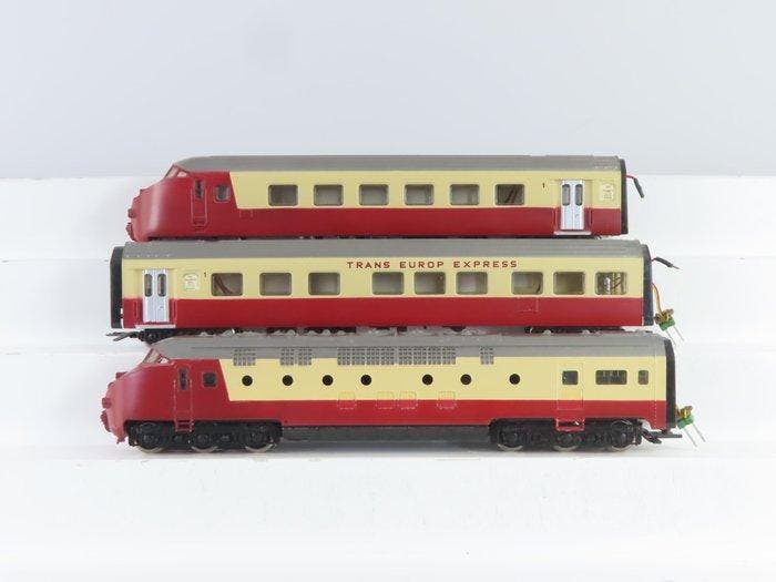 Märklin H0 - 3071 - Rame automotrice (1) - ensemble à 3, Hobby & Loisirs créatifs, Trains miniatures | HO