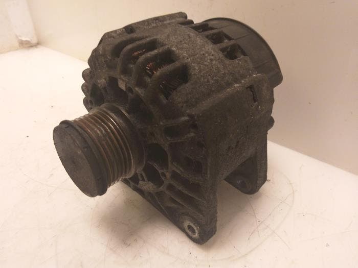 Dynamo Dacia Logan O174002, Auto-onderdelen, Motor en Toebehoren
