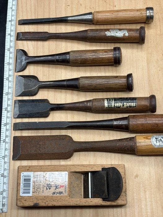 Japans timmermansbeitelset (7) met kleine schaaf YC91 –, Antiek en Kunst, Antiek | Speelgoed