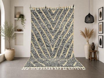 Tapis Marocain Berbère Beni Ouarain pour Salon Moderne -
