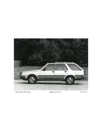 1983 RENAULT 18 TURBO BREAK PERSFOTO