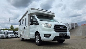 McLouis Carat 473 op Ford met automaat en twinbedden 16448, Half-integraal