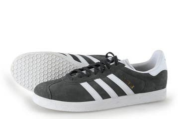 Adidas Sneakers in maat 46 Grijs, Kleding | Heren, Schoenen, Overige kleuren, Verzenden, Zo goed als nieuw, Adidas